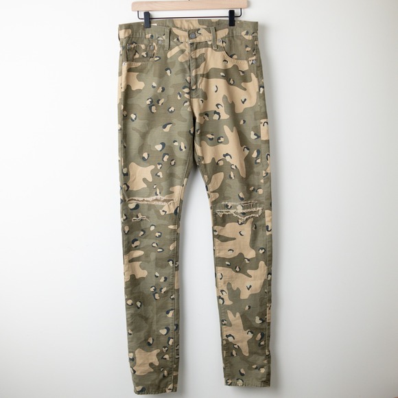 Levi's Other - Levi's Lo-Ball Camo Slim Jeans Pants Mens 33 Green Distressed Ripped Camouflage